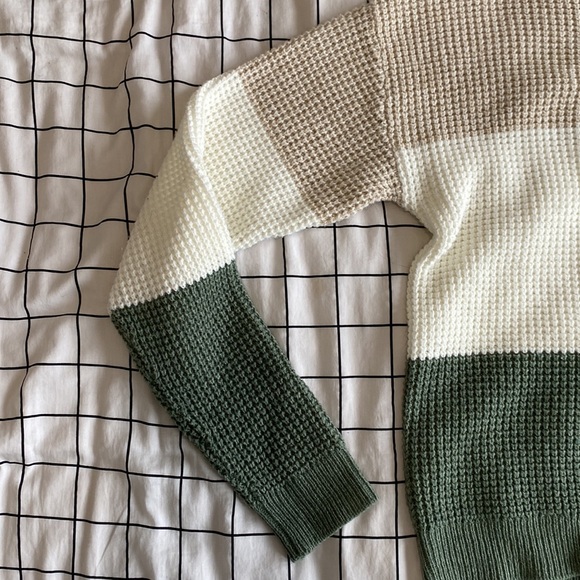 Bluenotes Knitted Sweater - Picture 3 of 3